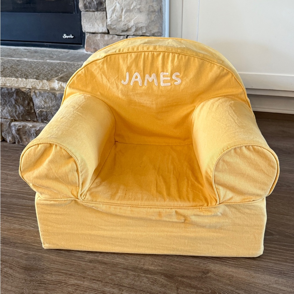 Small Savannah Yellow Organic Cotton Kids Lounge Nod Chair Crate&Kids